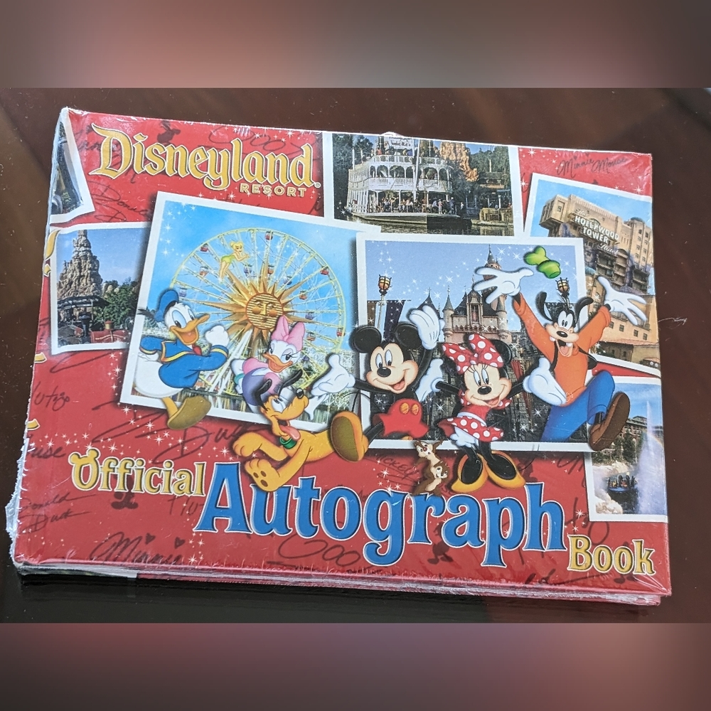 New, sealed/unopened Disneyland autograph book